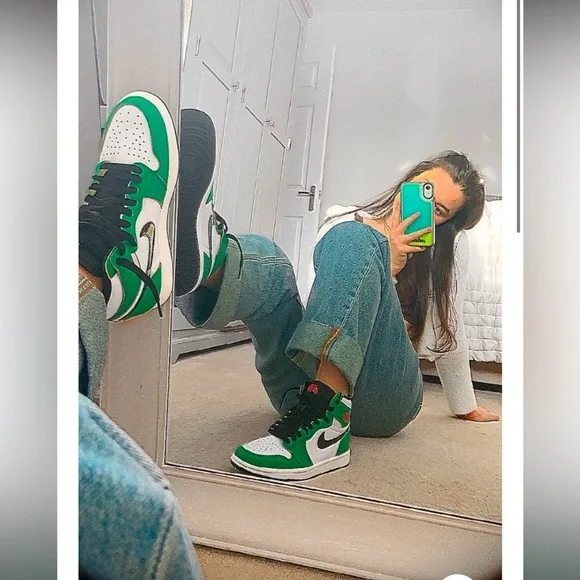 Women’s Air Jordan 1 Retro High OG Lucky Green as seen on Hailey Bieber